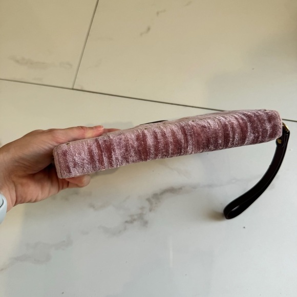 Fossil Zip Around Jori Wristlet Pink Velvet Pearl - Picture 5 of 5